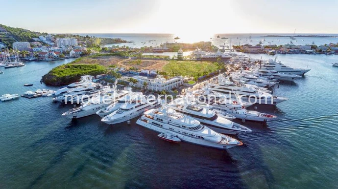 Marbella Luxury Guide: Puerto Banús, Beach Clubs & Fine Dining Marbella Luxury Guide: Puerto Banús, Beach Clubs & Fine Dining